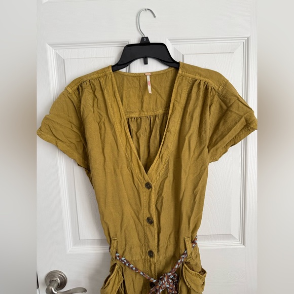 Free People Olive Button-Down jumpsuit with tie - Picture 4 of 12